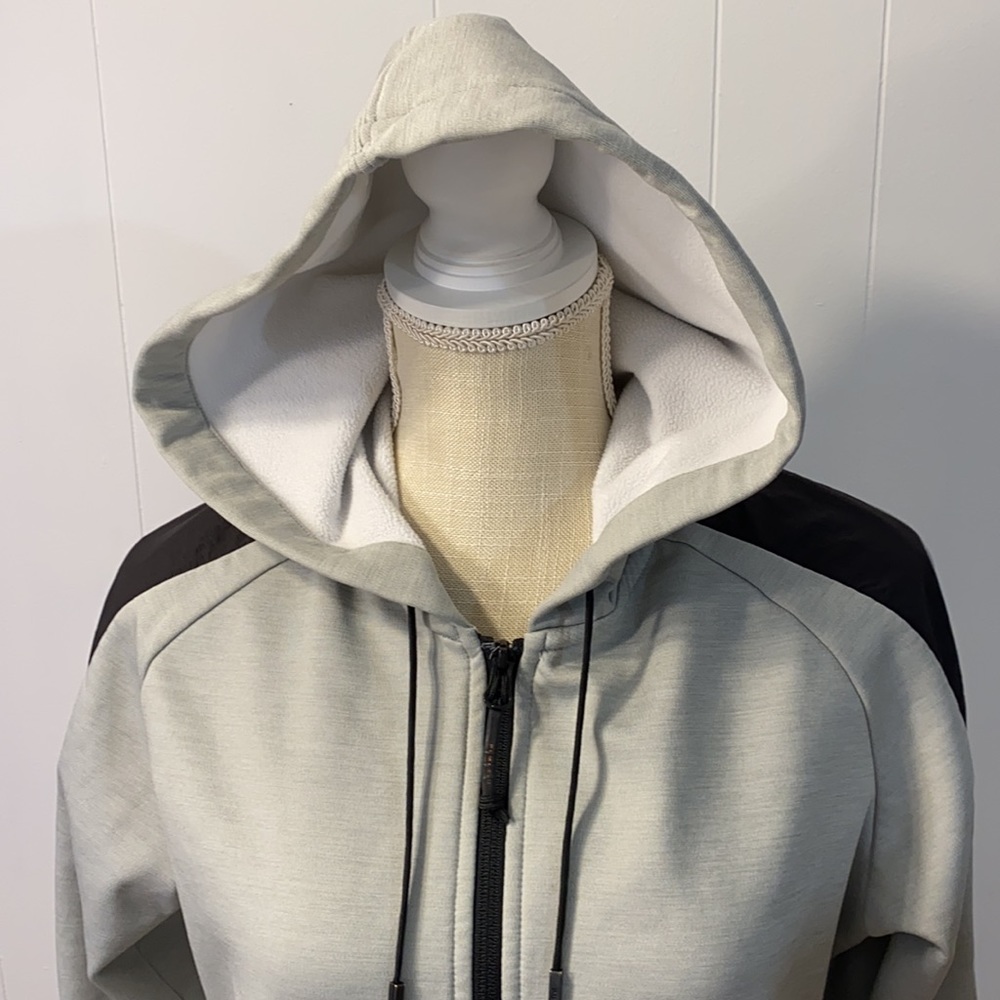 Puma Jacket - Picture 6 of 9